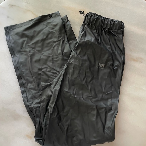 Helly Hansen Other - Helly Hansen Men's Black Rain Pants size XS